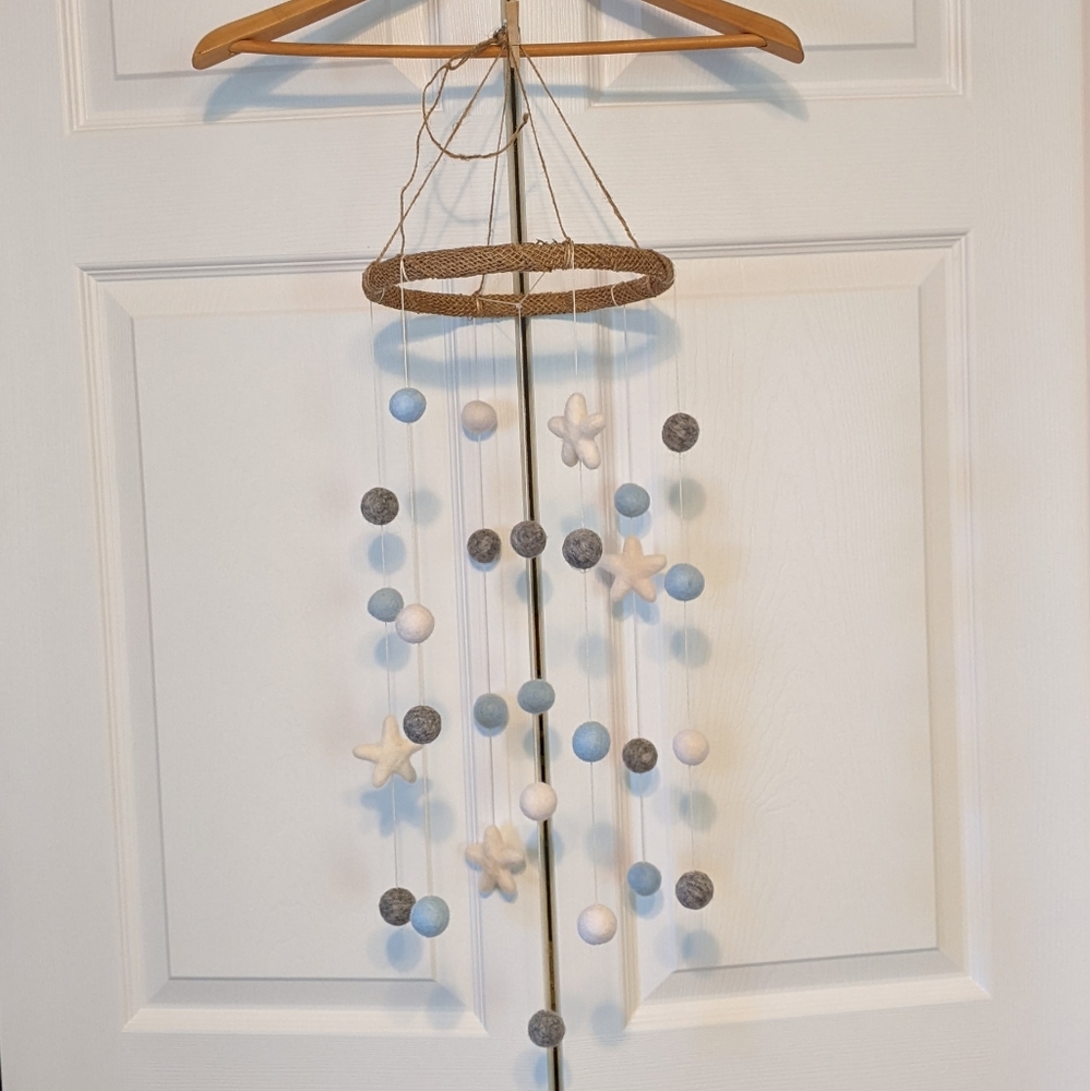 Nursery ceiling mobile (felt pom-pom/stars)